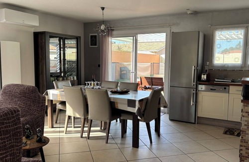 Biscarrosse Villa | Inviting Villa with Pool, Ocean View & Great Amenities