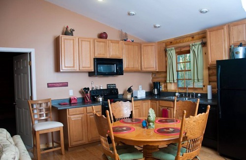 Smyrna Cabin | Family-Friendly Cabin in Scenic Setting - Rated 9.8/10!