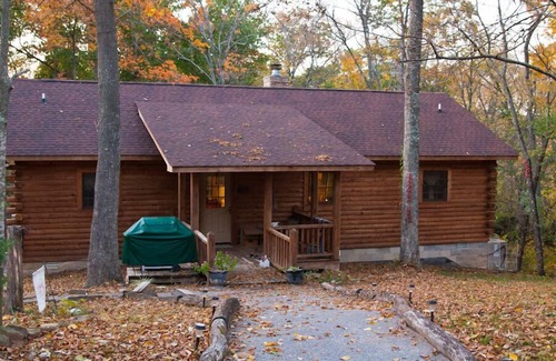 Smyrna Cabin | Family-Friendly Cabin in Scenic Setting - Rated 9.8/10!