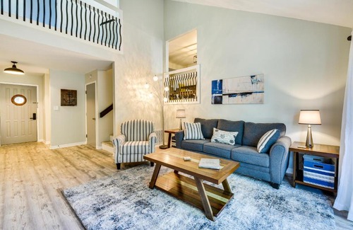 Niceville House | Relaxing Niceville Retreat with Pool and Boat Dock Access