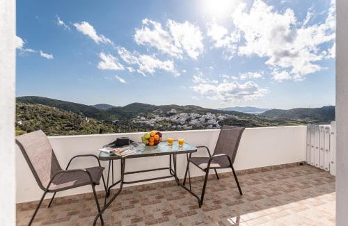 Melanes Apartment | Family-Friendly Stay at Nick & Debbie's Two-Storey Apartment