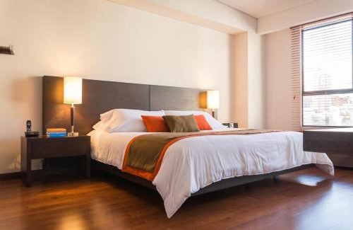 Financial District Hotel | Guest Favorite: Nico Apartasuites with Breakfast & Family Care