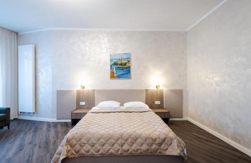 Uzhhorod Hotel | Discover Nicole: Highly Rated with Family-Friendly Amenities