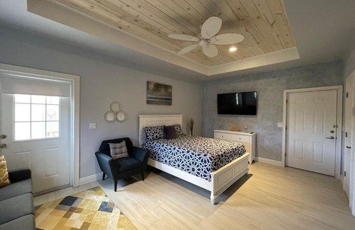Royal Bahamian Estates Apartment | Explore Nicoles Nest: Guest Rated 9.8, Family-Friendly Studio