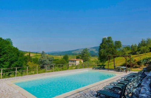 Serravalle Pistoiese House | Experience Nicoletta by Interhome: 10/10 Rated Oceanfront Retreat