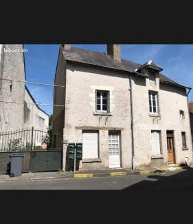 Suevres Apartment | Family-Friendly Getaway at Nid Bohème - Rated 9/10