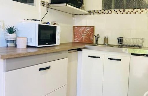 La Valette-du-Var Apartment | Cozy Retreat for Couples with Private Jacuzzi Experience