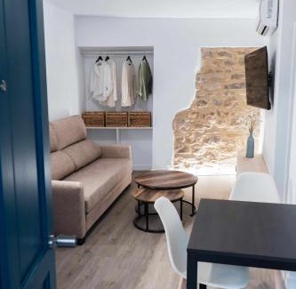 Old Town Baeza Apartment | Discover Nido Baeza Suites: Top-Rated 4-Star Retreat
