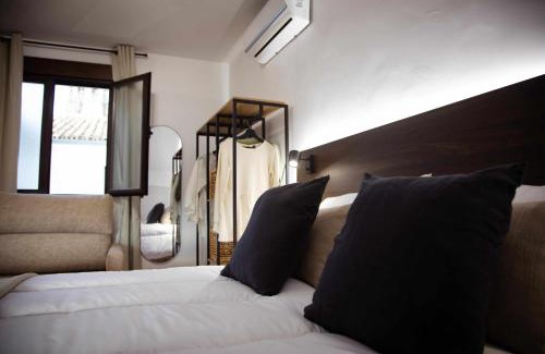 Old Town Baeza Apartment | Discover Nido Baeza Suites: Top-Rated 4-Star Retreat