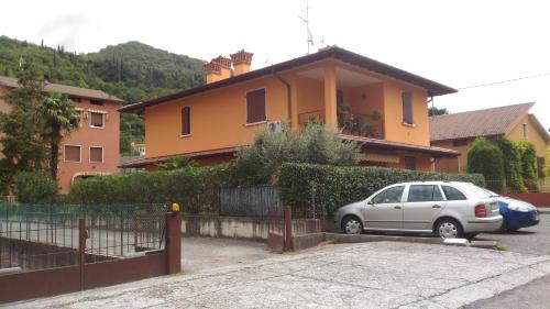 Provaglio d'Iseo House | Discover Family-Friendly Nido di Dafne with 9.5/10 Rating