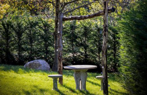 Zone Ski Chalet | Oceanfront Escape at Nido di Vetro with Spa & Hot Tub