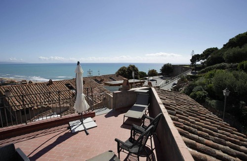 Castiglione della Pescaia Apartment | Discover Nido delle Campane: Oceanview Romantic Escape