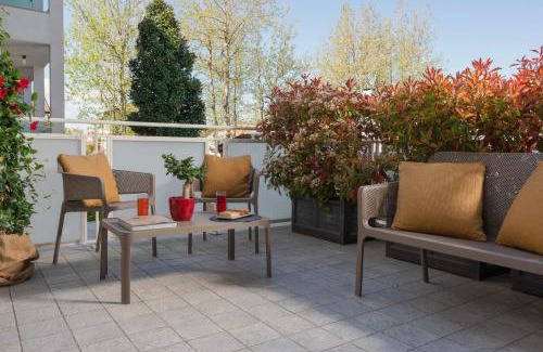 Villamarina Hotel | Delightful Nido Suite & Apartments: Rated 9.4, Pet Friendly