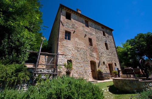 Monteleone d'Orvieto House | Discover Nidodelfalcone Agriturismo: 10/10 Guest Experience