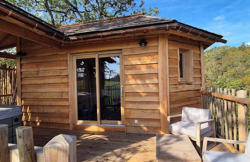 Saint-Genies Cabin | Nids en Perigord, cabane perchée avec Spa à 10min de Sarlat