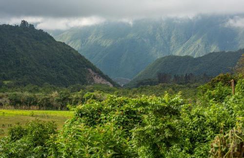 Tumbaco Hotel | Explore Niebli Historical Farm & Lodge near Pululahua Volcano