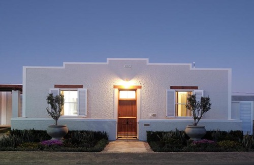 Prince Albert Apartment | Relax at Nieuwerust: Oceanfront Escape with Pool & Spa