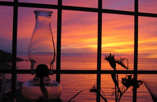 Monhegan Island Cottage | Idyllic Night Duck Cottage: Oceanfront Bliss Awaits You