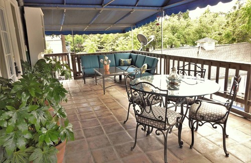 Murphys Apartment | Relax at Night Owl - Pet-Friendly Murphys Getaway