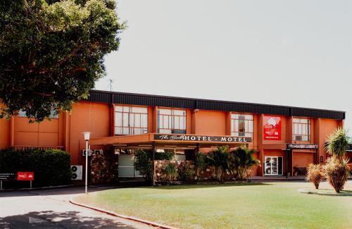 Miles End Hotel | Relax at Nightcap at Barkly Hotel with Family-Friendly Amenities