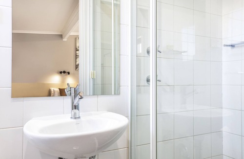 Colyton Hotel | Discover Nightcap at Colyton Hotel: Family-Friendly Retreat