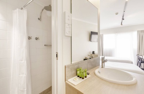 Findon Hotel | Stay at Nightcap at Findon Hotel: Pool & Family Friendly