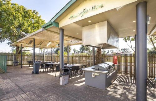 Mt Pritchard Hotel | Discover Comfort at Nightcap at Pritchards Hotel
