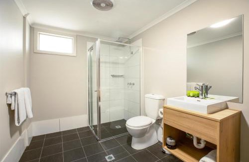 Fairy Meadow Hotel | Relax at Nightcap at the Charles Hotel: Pool & Breakfast Included