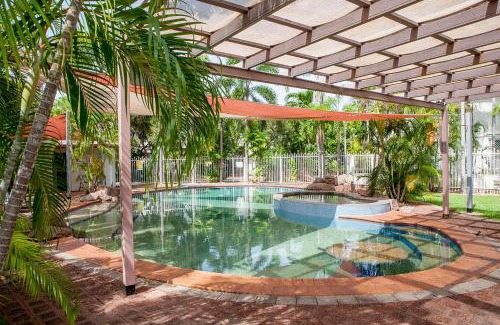 Nightcliff Apartment | Relaxing Nightcliff Foreshore Getaway with Oceanfront Views
