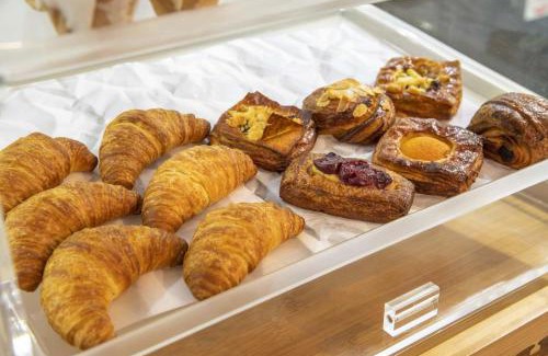 Carrum Downs Hotel | Relax at The Sands by Nightcap Plus - 4-Star Family Retreat