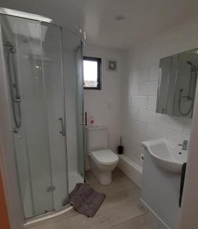 Matamata Apartment | Budget-Friendly Nights on Broadway - The APARTMENT
