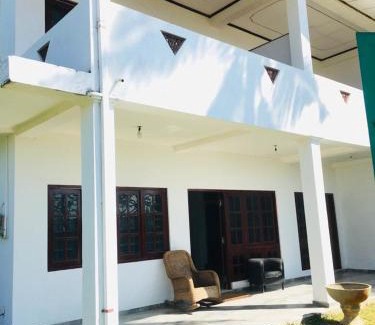 Weligama Hotel | Relax at Nihal Bay View with Oceanfront Pet-Friendly Stays