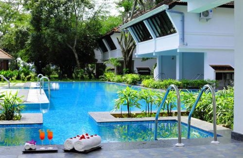 Kochi Resort | Relax at Nihara Resort and Spa Cochin: Oceanfront Bliss
