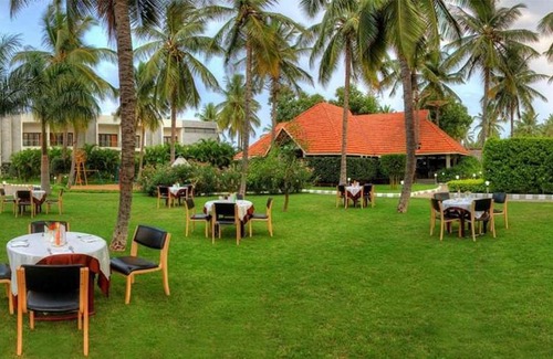 Chamarajanagara Resort | Relax at Nijaguna Resort & Spa - Family-Friendly Getaway