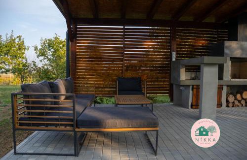 Municipality of Drenje House | Family-Friendly Nikka Resthouse Mandićevac with High Ratings