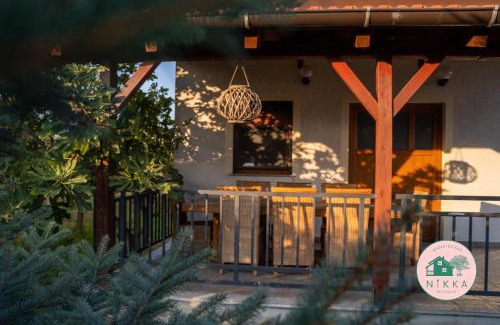Municipality of Drenje House | Family-Friendly Nikka Resthouse Mandićevac with High Ratings