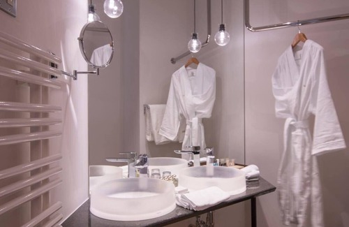 Nikko Hotel | Eco-Friendly Retreat at NIKKO-NISHIMACHICLUB A LA TOUTO