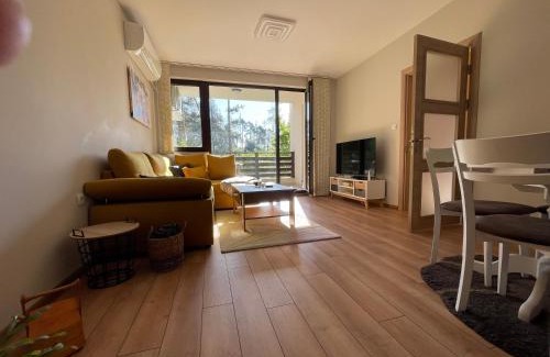 Velingrad Apartment | Pet-Friendly Retreat at Nikol 2 Deluxe - Rated 9.7/10