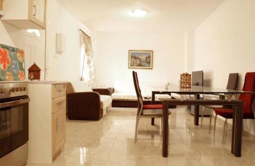 Keramidi Apartment | Kid-Friendly Nikolaou Apartments in Beautiful Keramidi