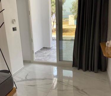 Agios Prokopios Apartment | Experience Nikoletta Studios: Oceanfront Bliss Awaits