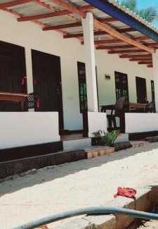 Nilaveli Bed & Breakfast | Beachfront Bliss at Nilaveli Beach Rooms - Rated 8.9/10