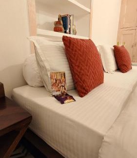 Varanasi House | Discover NILAY House Varanasi: Pet-Friendly Retreat