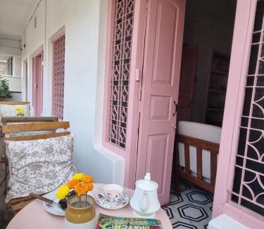 Varanasi House | Discover NILAY House Varanasi: Pet-Friendly Retreat