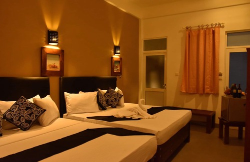 Embilipitiya Hotel | Discover Nildiyamankada Safari Lodge with Pool & Spa