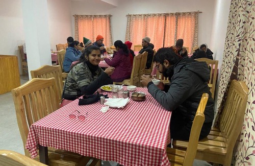 Leh Hotel | Pet-Friendly Yeed Ga Villa: Guest Rated 10/10 with Breakfast