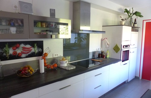 Nages-et-Solorgues Villa | Relaxing Villa with Pool, Oceanfront Views near Nimes