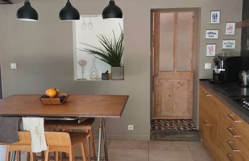 Les 3 Ponts House | Discover Nimes: Renovated Mazet with Private Pool Retreat
