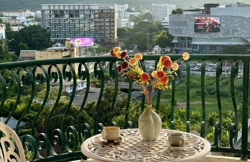 Nimman Apartment | Nimman,Hillside,Mountain View