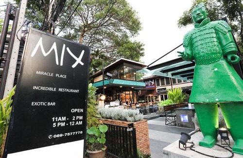 Huay Kaew Apartment | Cozy Nimman Home: 4 Bedrooms Near One Nimman