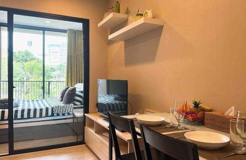 Huay Kaew Apartment | Explore Nimman Soi 5 in Chiang Mai: Family-Friendly Retreat